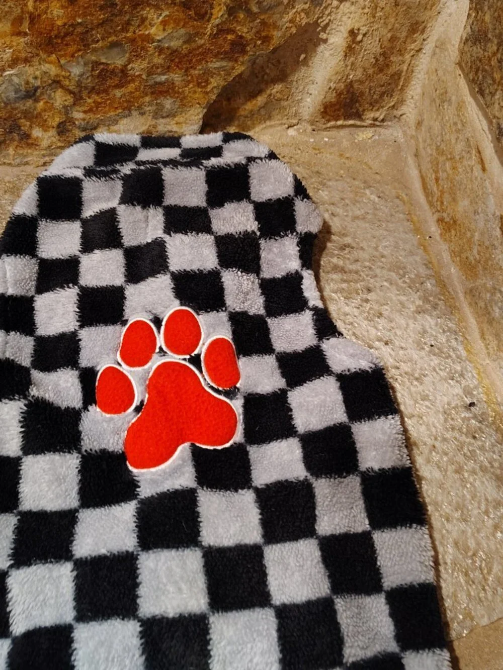 Dog Shirt Size Large Fuzzy Fleece Checkered Grid Paw Print Black Gray Polyester